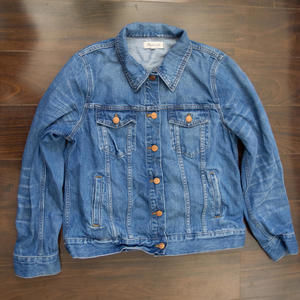 madewell denim jean jacket oversized slouchy boxy cropped